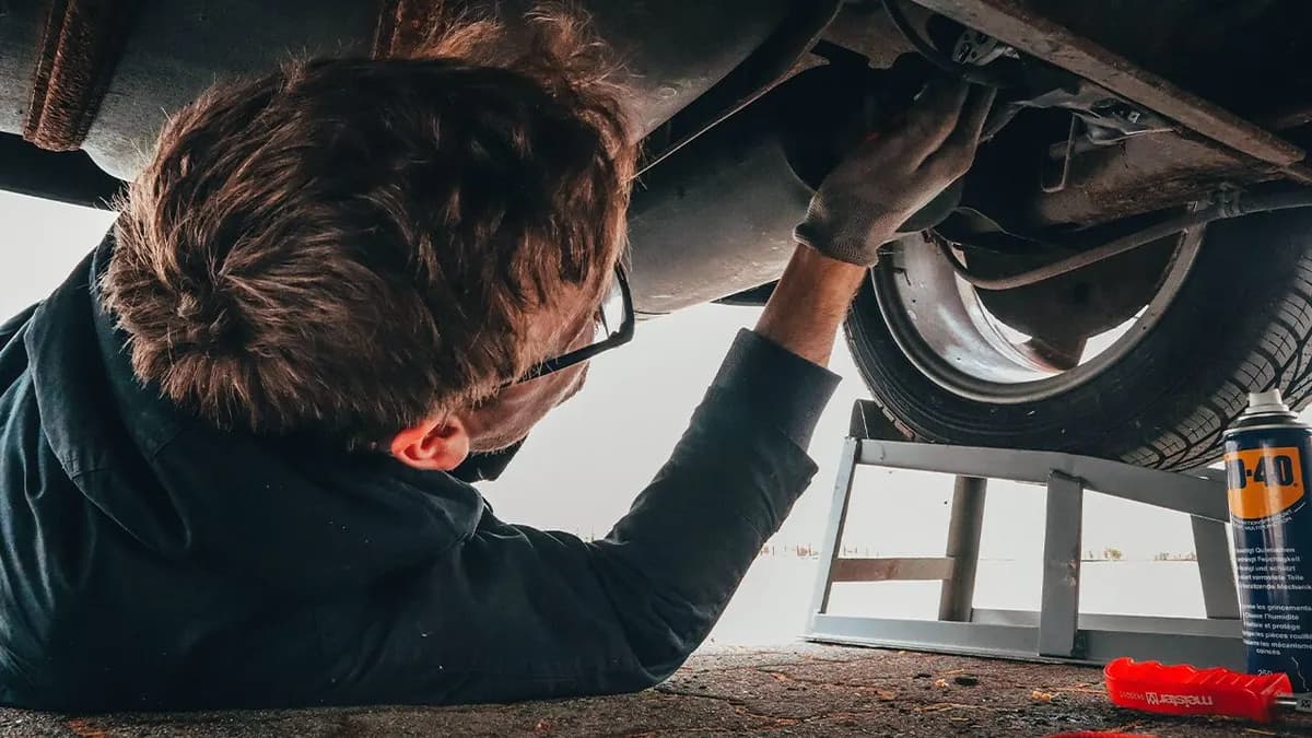 Terceirização x trabalho temporário: descubra as diferenças e evite problemas com a lei