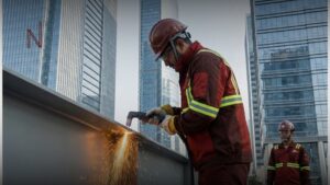 Blog Nicoli Advogados | Advocacia Especializada Trabalha exposto a perigo? Saiba se você tem direito ao adicional de periculosidade de 30% e como cobrar valores atrasados da empresa.